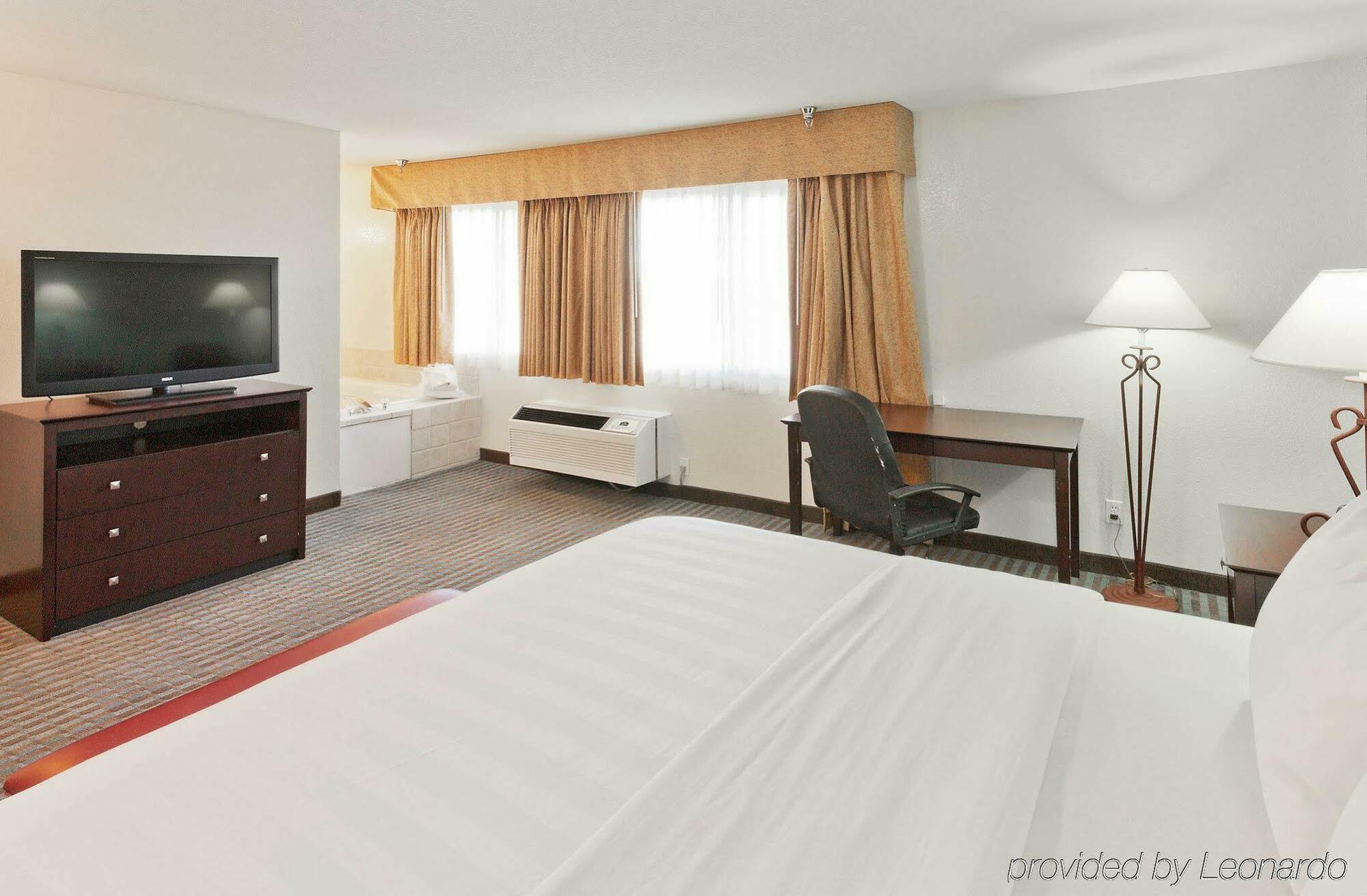 La Quinta Inn & Suites By Wyndham Las Vegas Nellis Dış mekan fotoğraf